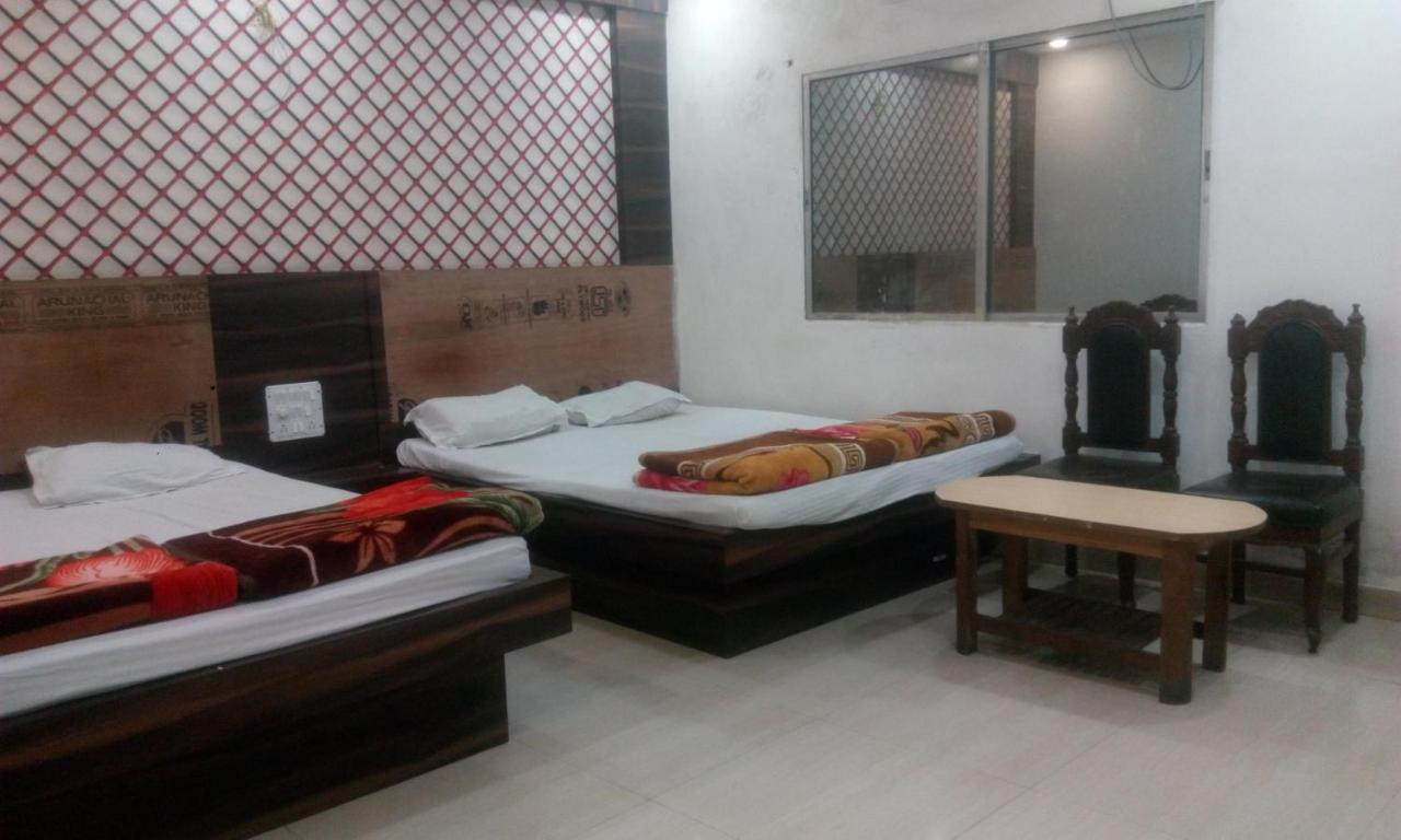 Hotel Priya Palace Ráncsí Kültér fotó
